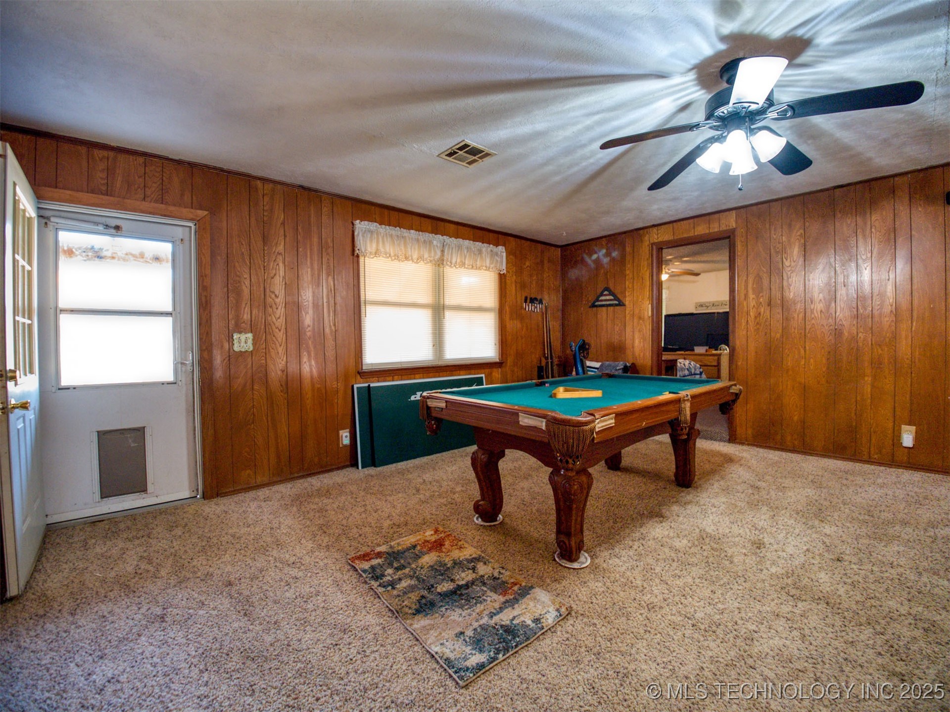 2700 Lake Shore Drive Property Photo 23