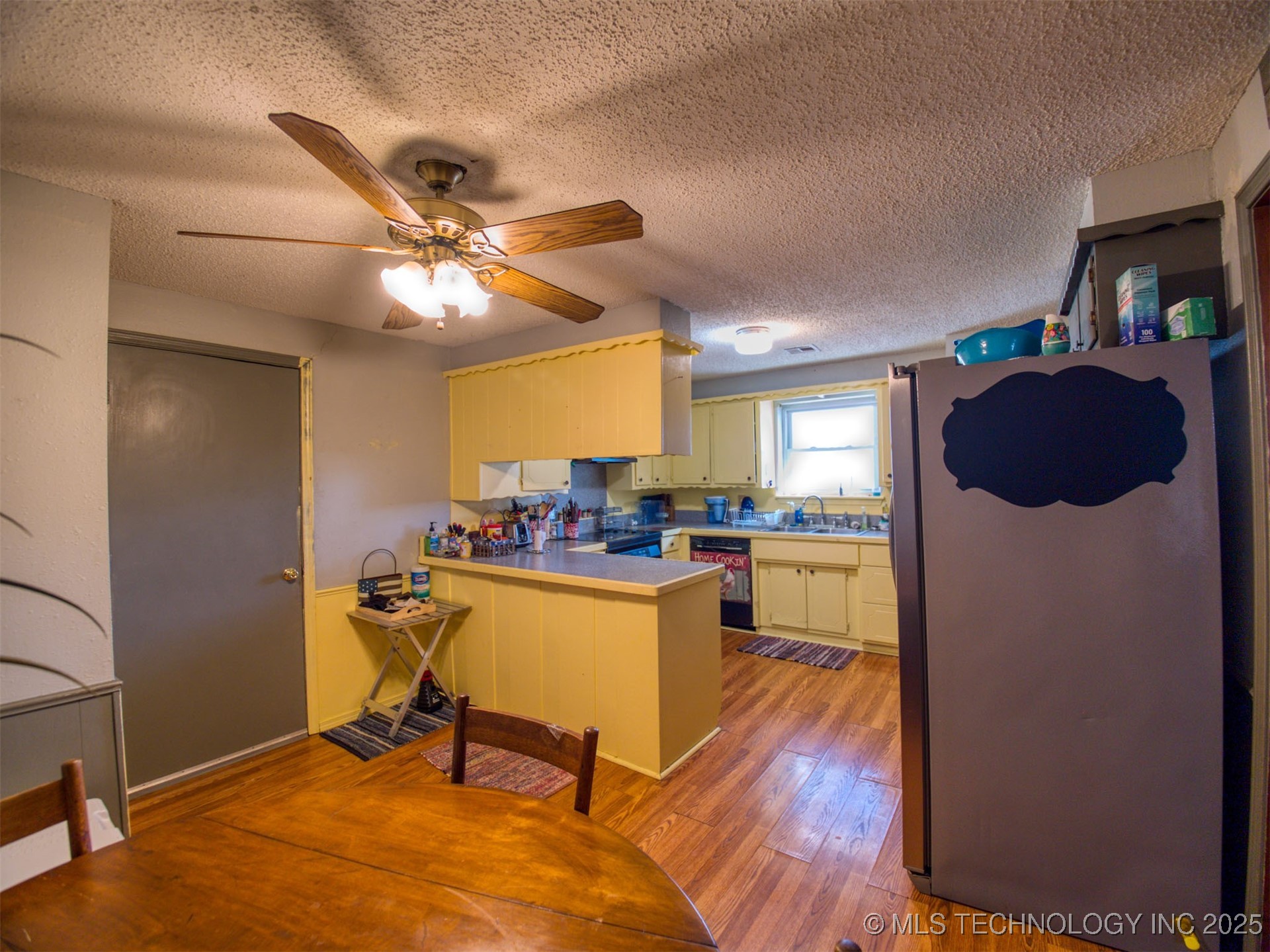 2700 Lake Shore Drive Property Photo 32