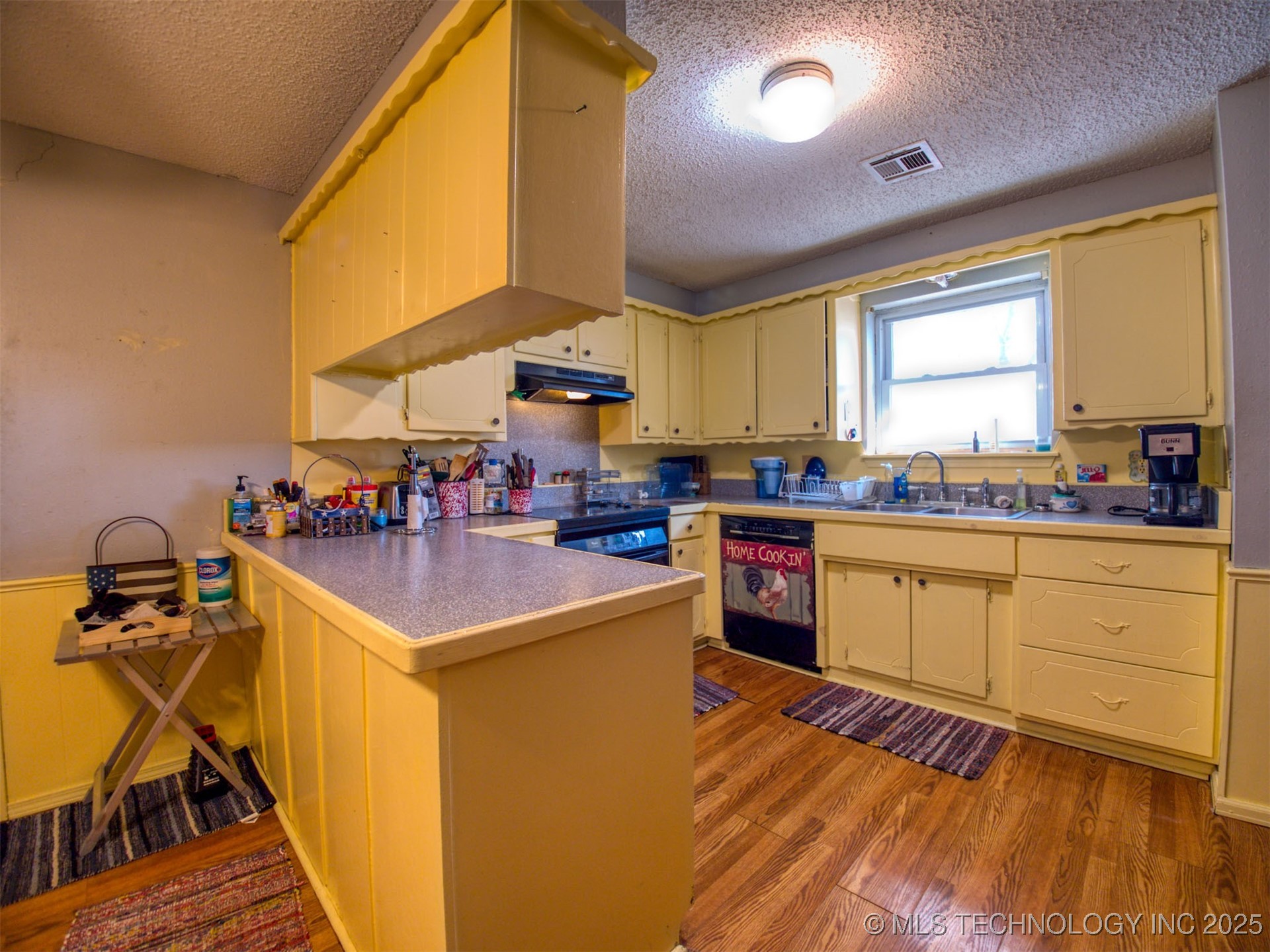 2700 Lake Shore Drive Property Photo 34