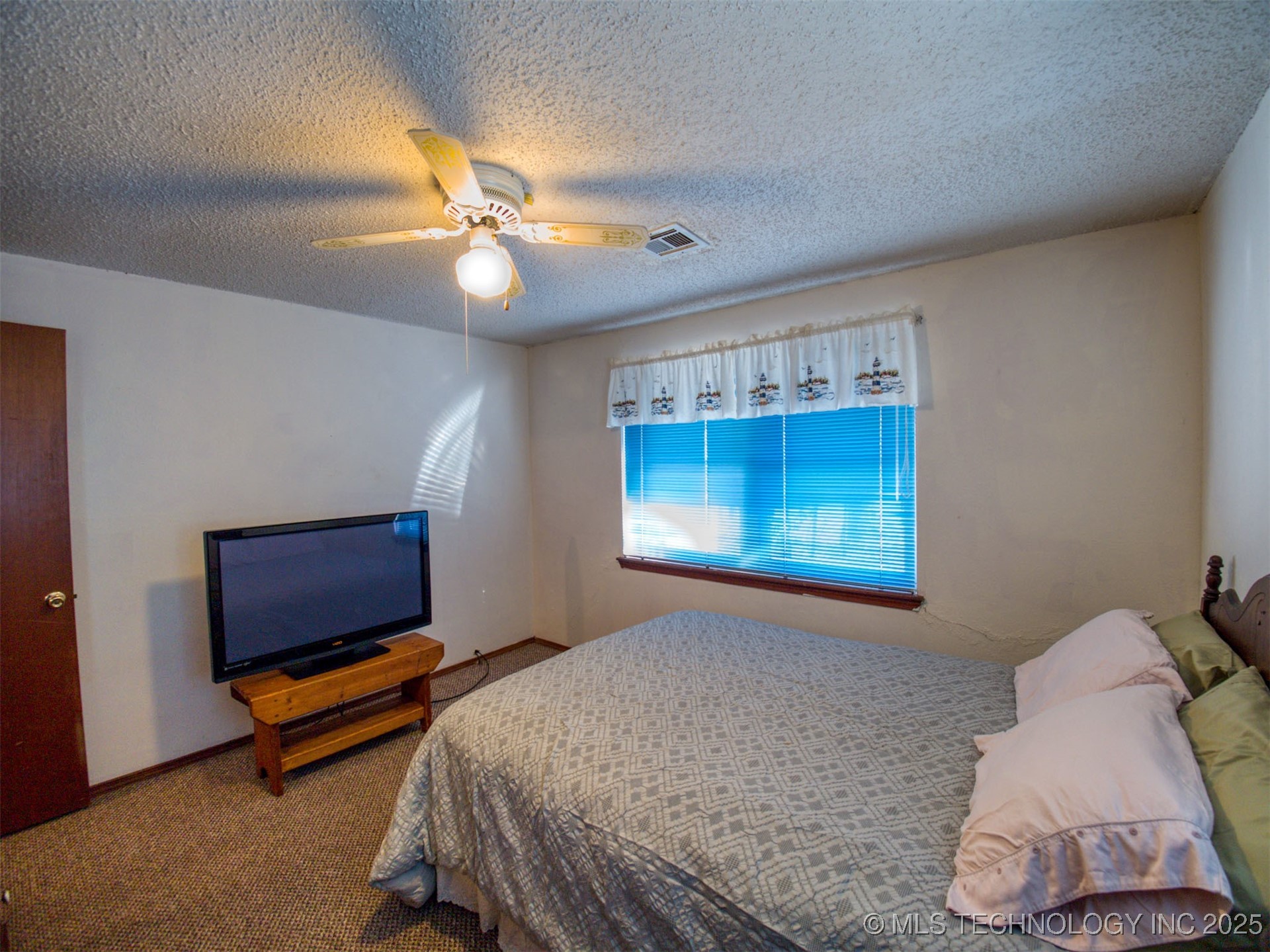 2700 Lake Shore Drive Property Photo 55
