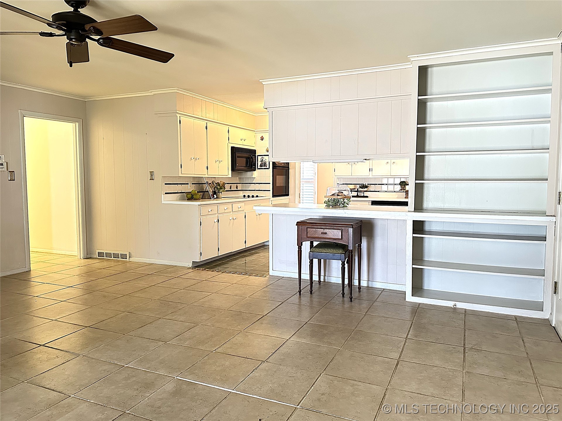 814 Pershing E Property Photo 17