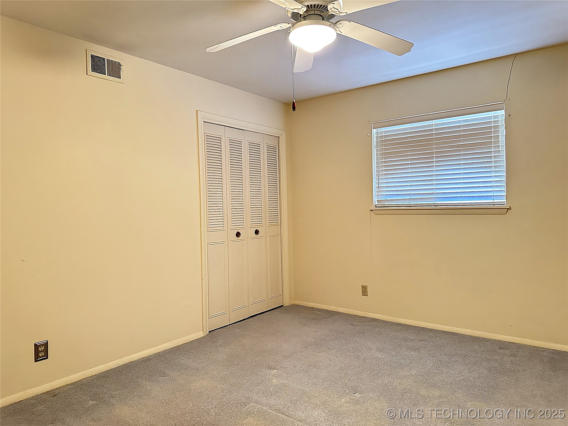 814 Pershing E Property Photo 19