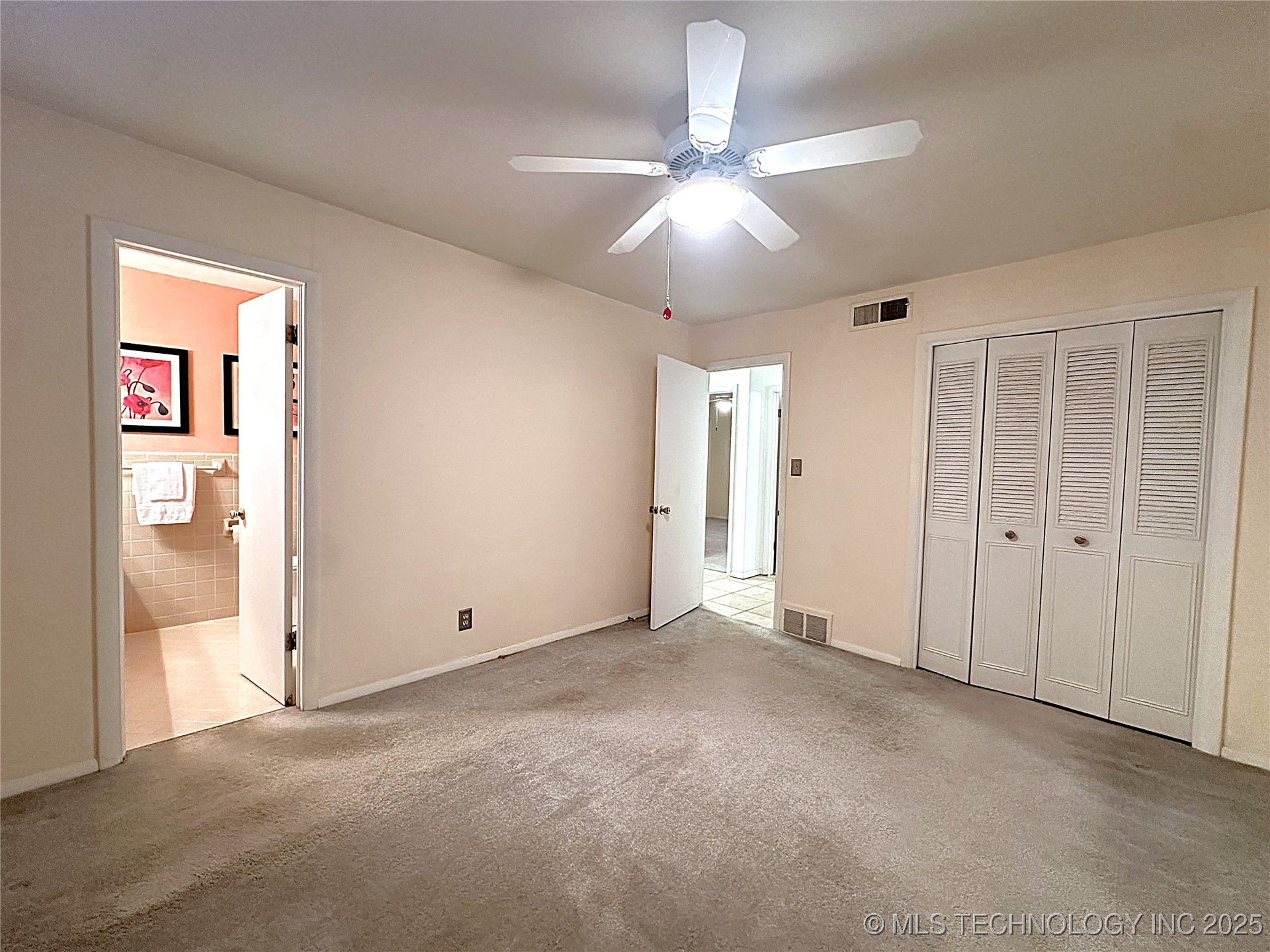 814 Pershing E Property Photo 24