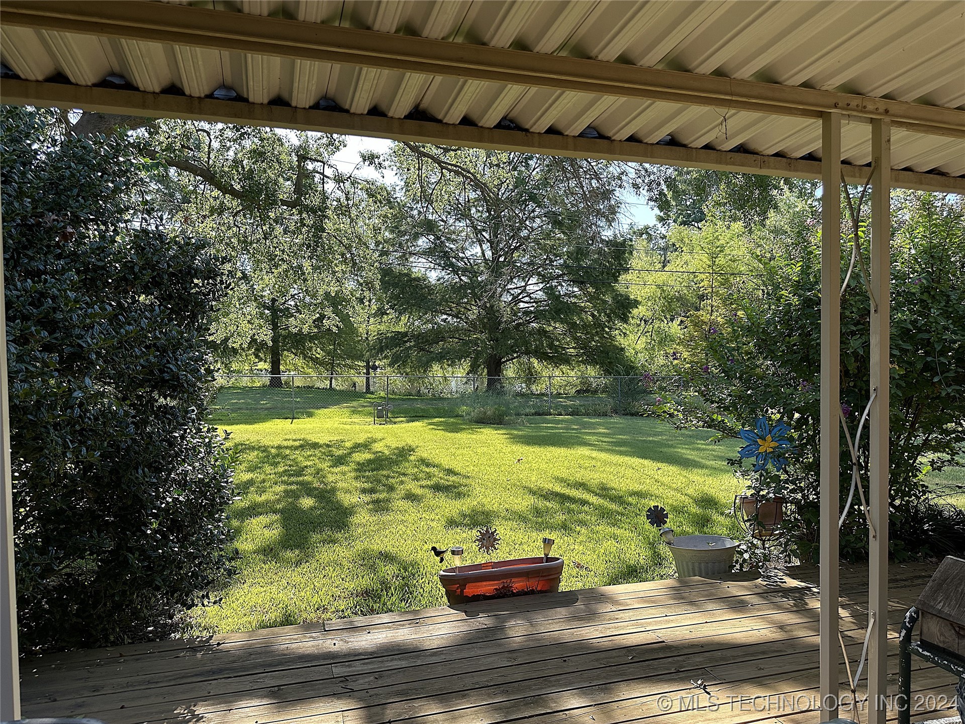 814 Pershing E Property Photo 39