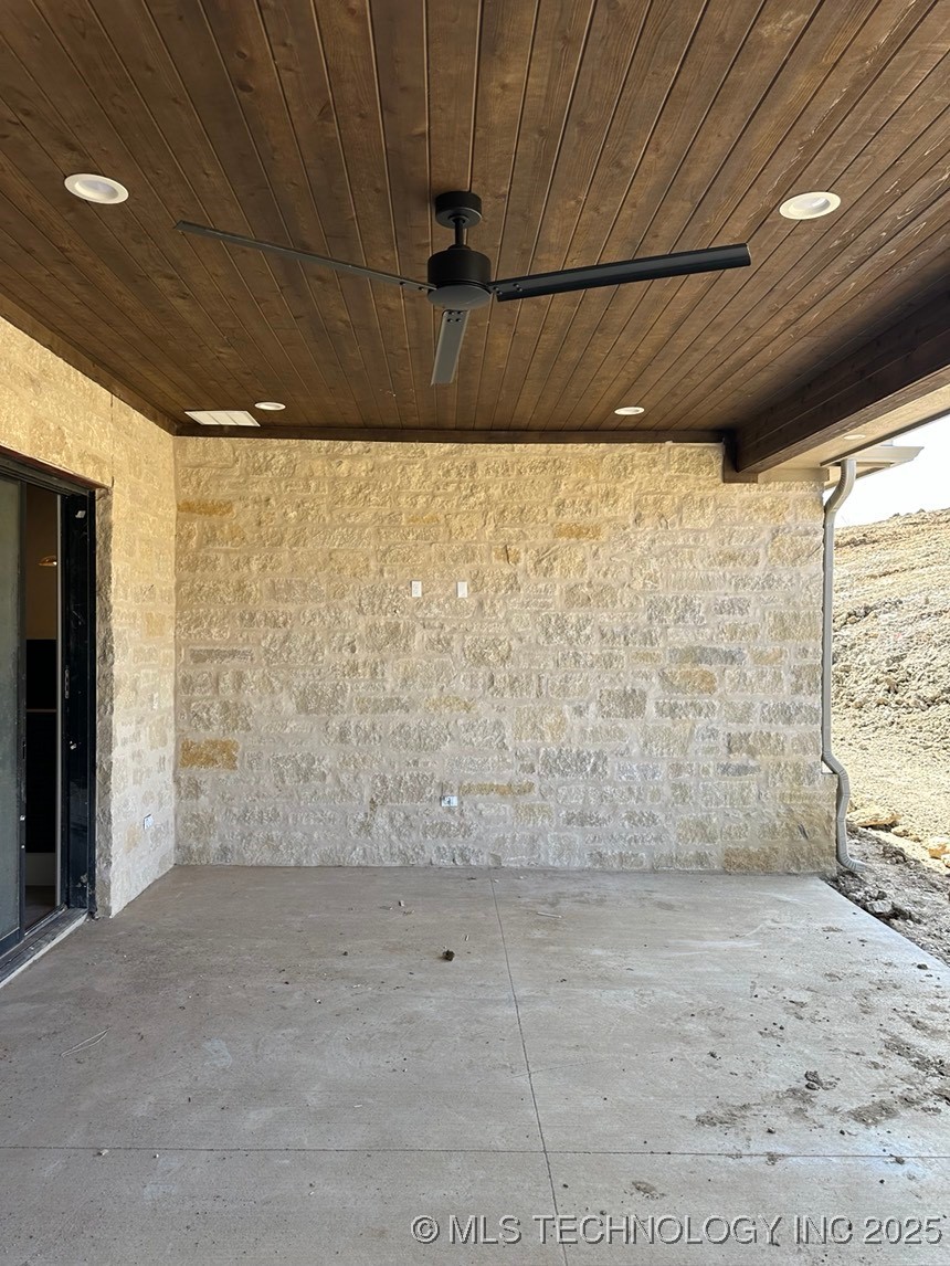 12125 Sunrise Ridge Loop Property Photo 32