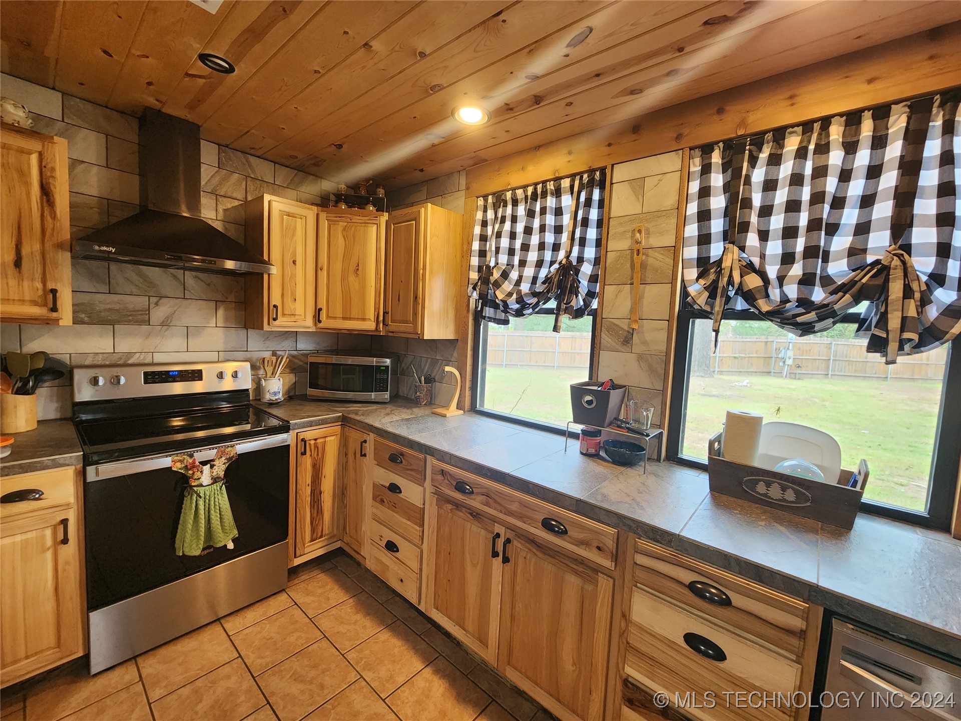 8494 S Iron Stob Road Property Photo 20