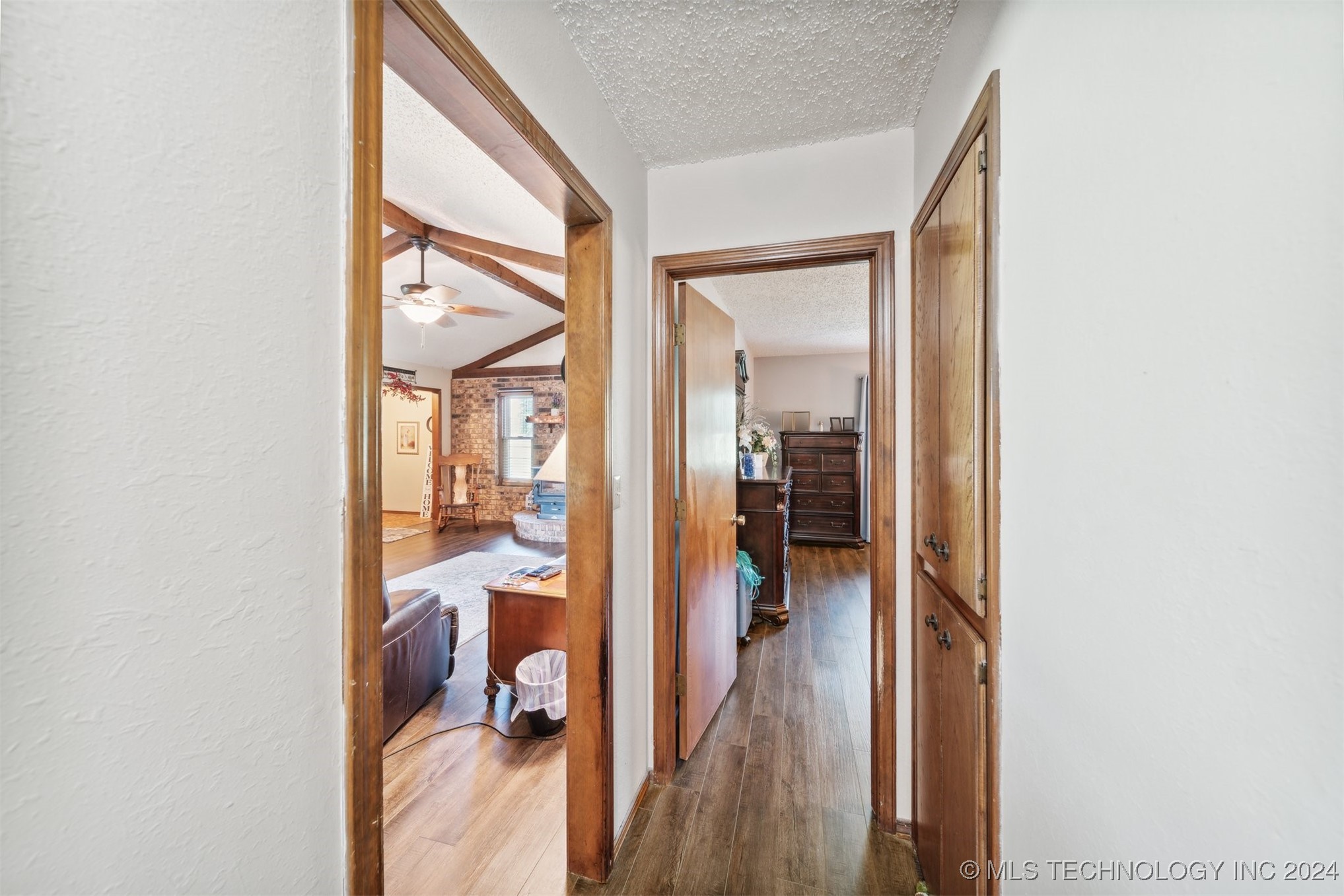 855 E Lowry Road Property Photo 18