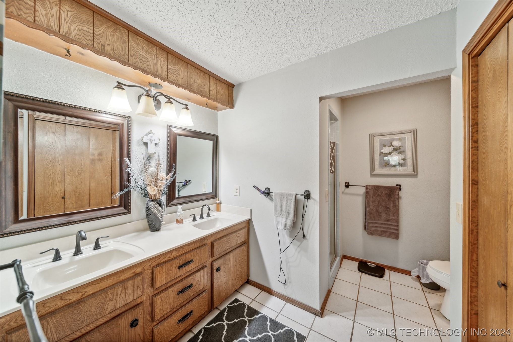 855 E Lowry Road Property Photo 20