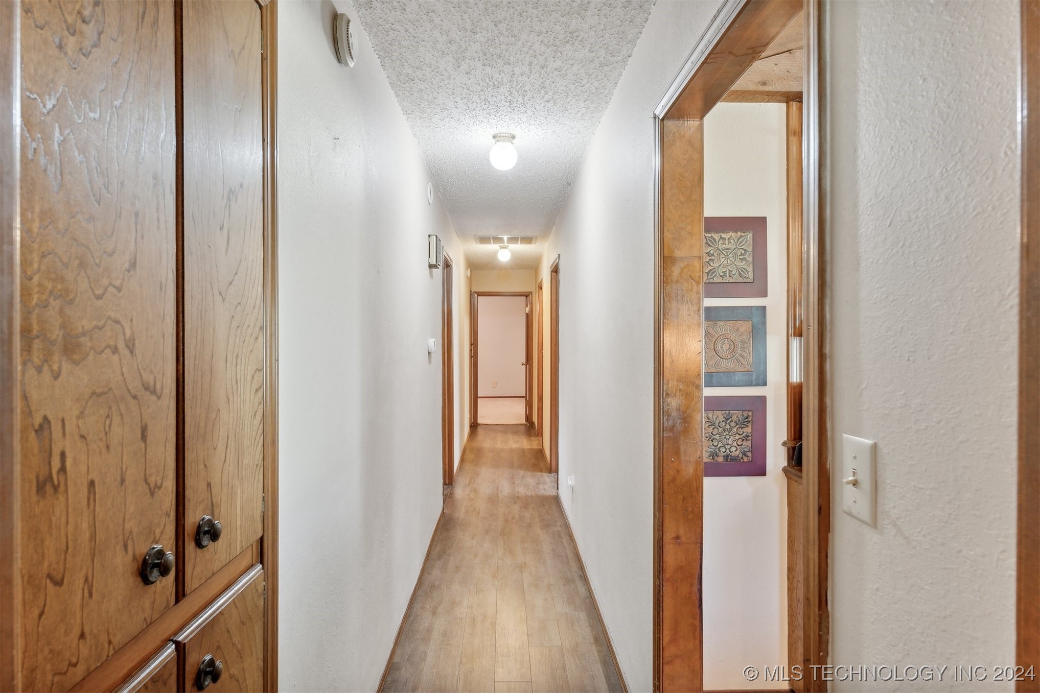 855 E Lowry Road Property Photo 22