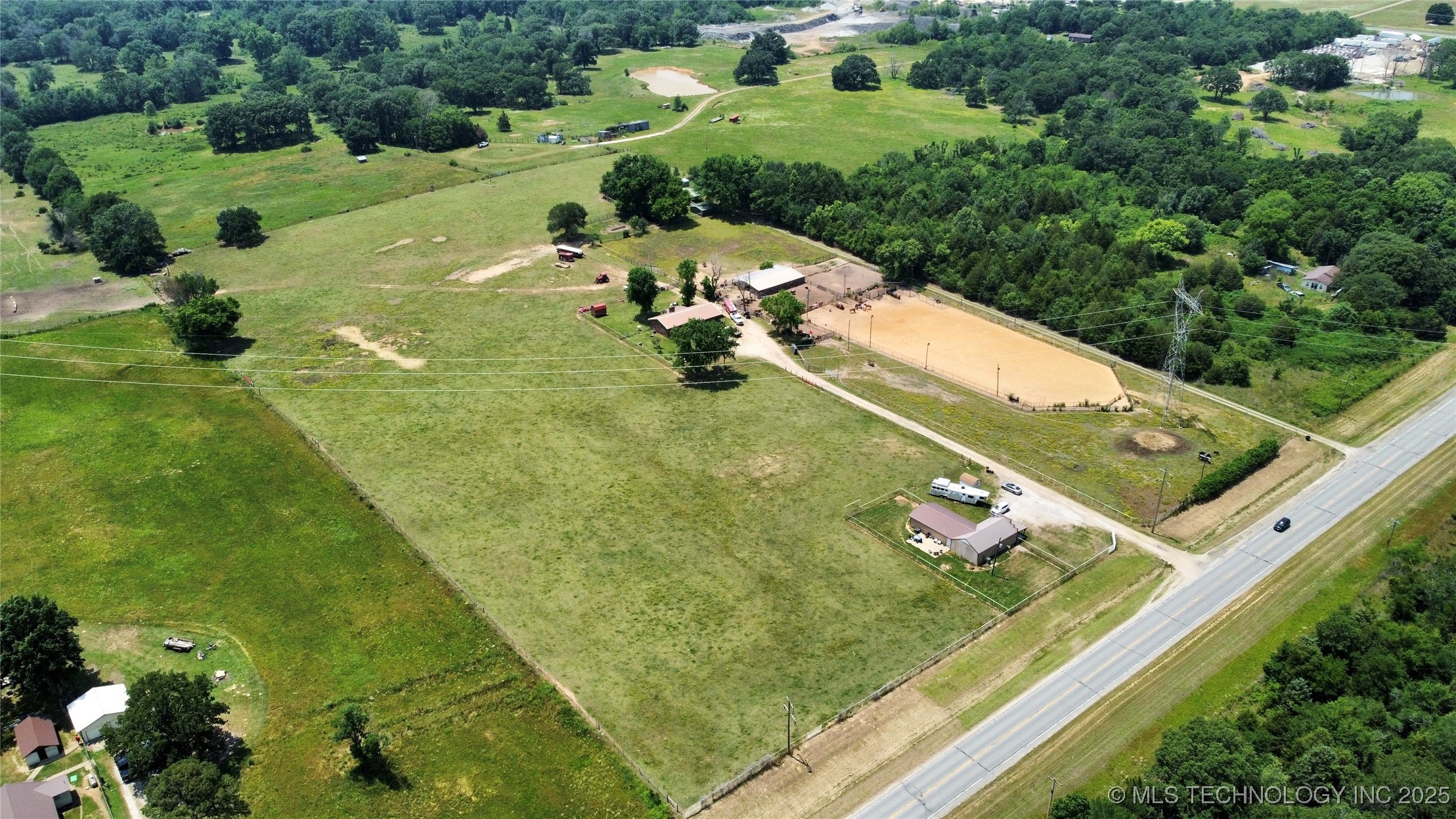 457424 Us Highway 64 Property Photo 17