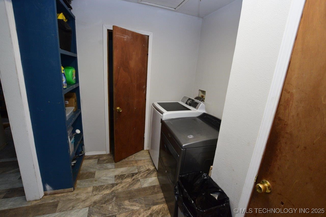 457424 Us Highway 64 Property Photo 51