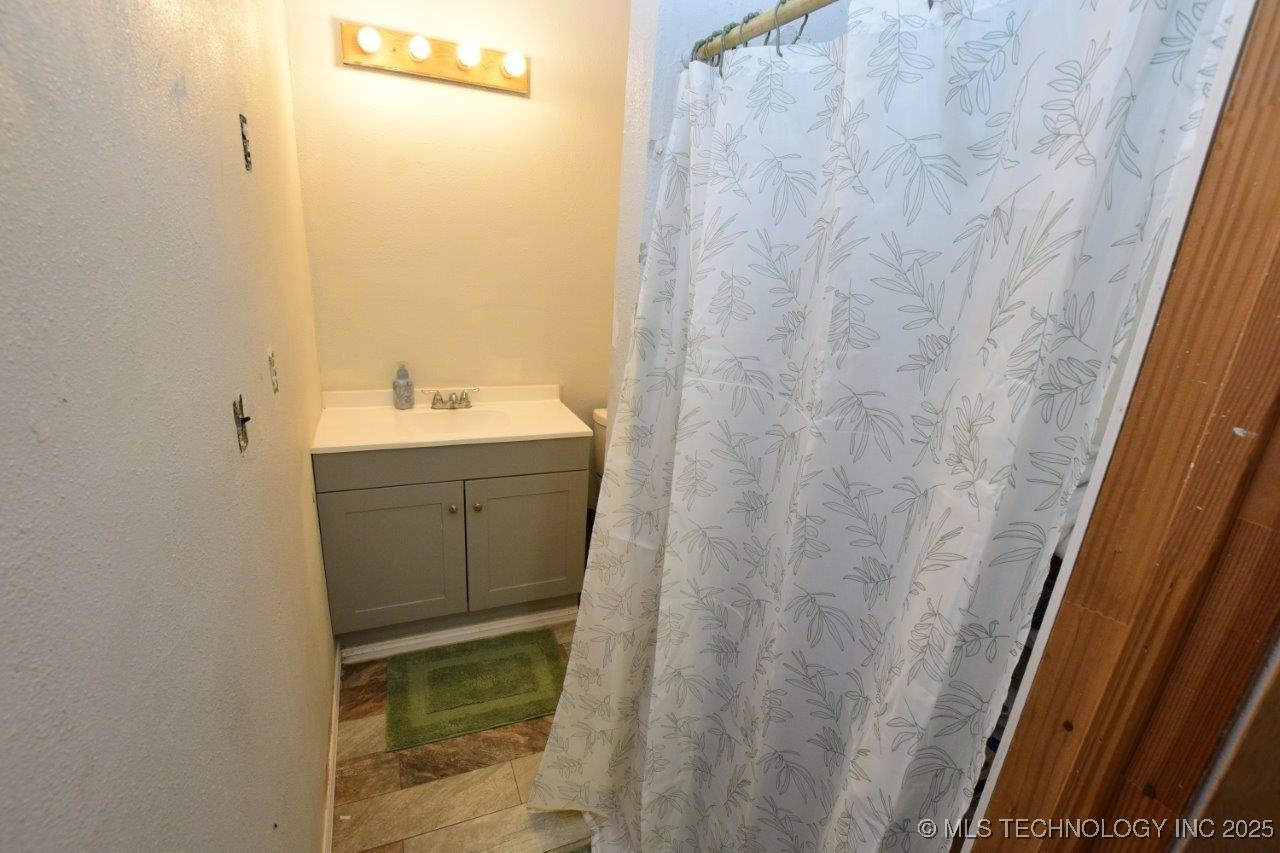 457424 Us Highway 64 Property Photo 56
