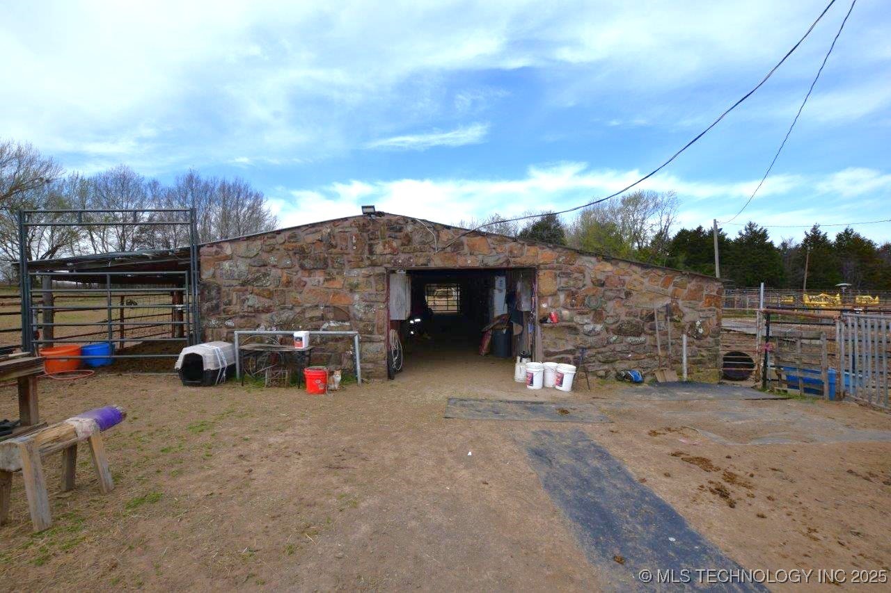457424 Us Highway 64 Property Photo 59