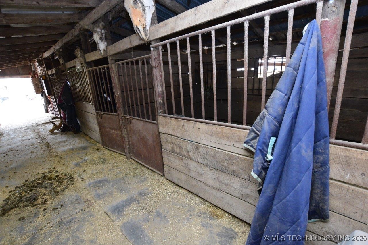 457424 Us Highway 64 Property Photo 64