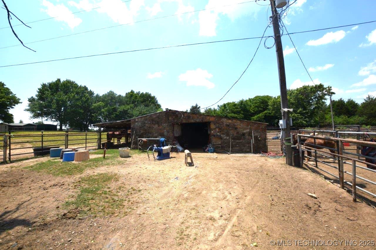 457424 Us Highway 64 Property Photo 88