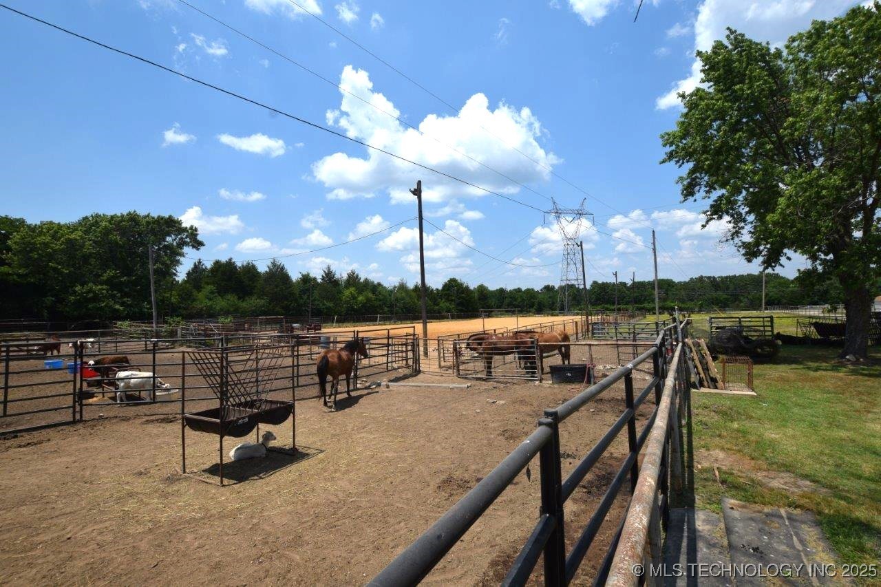 457424 Us Highway 64 Property Photo 91