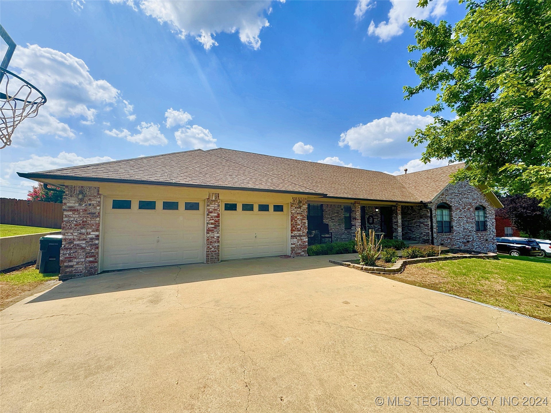 207 Remington Place Property Photo 10