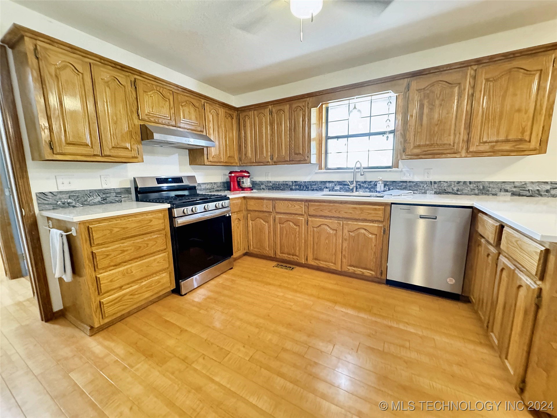 207 Remington Place Property Photo 24