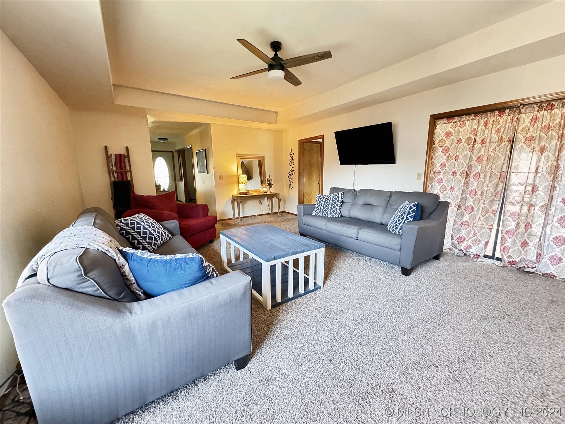 207 Remington Place Property Photo 38