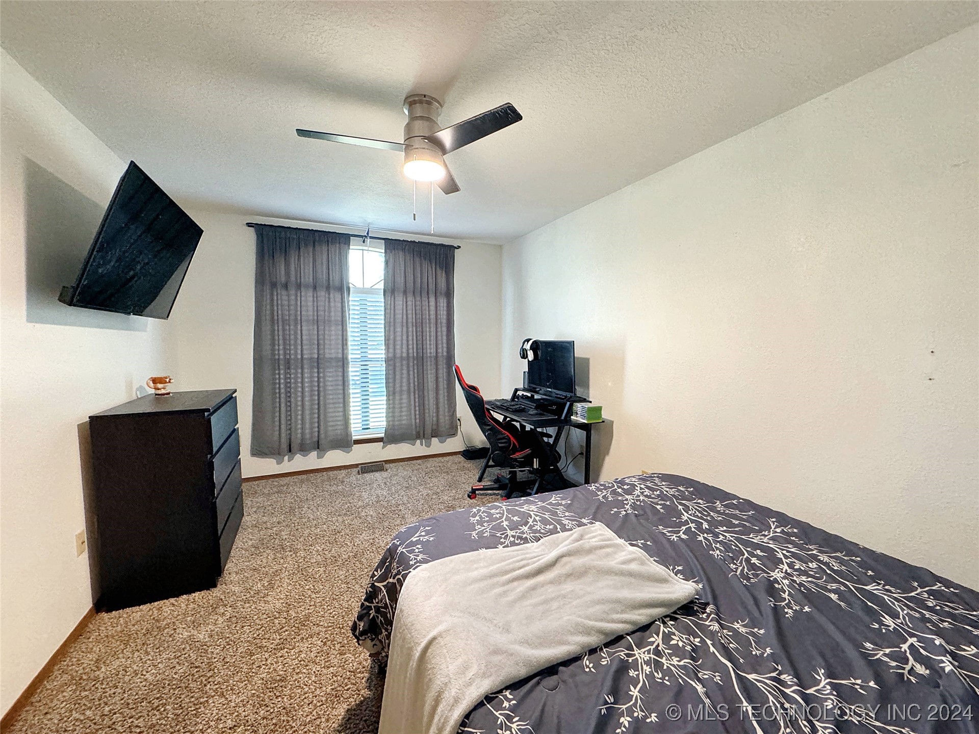 207 Remington Place Property Photo 45