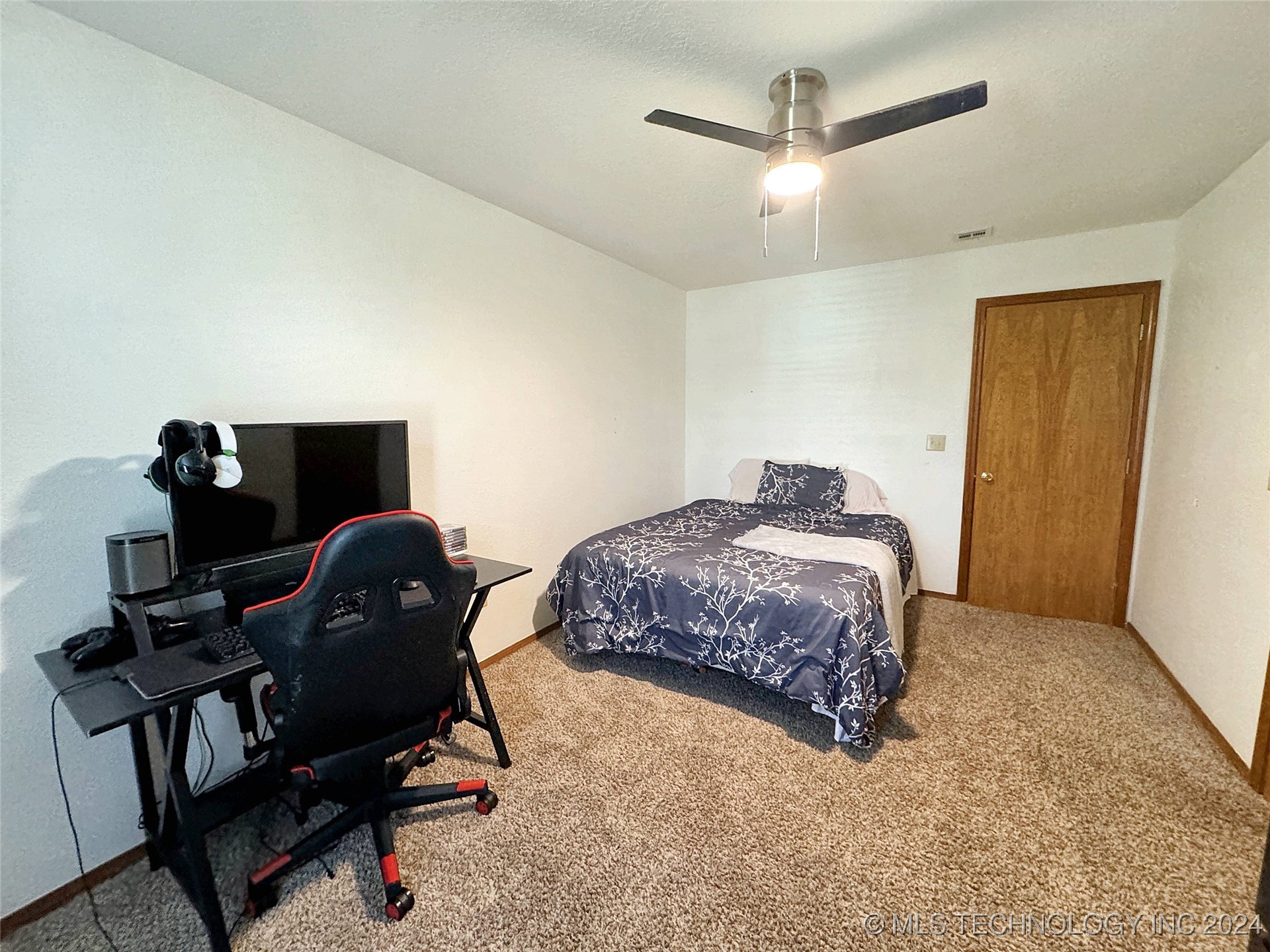 207 Remington Place Property Photo 46