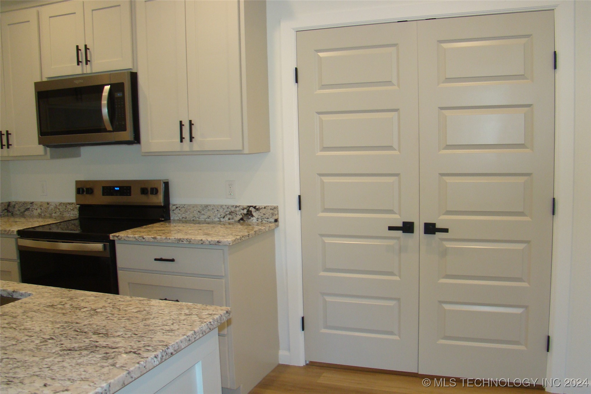 702 Sage Avenue Property Photo 6