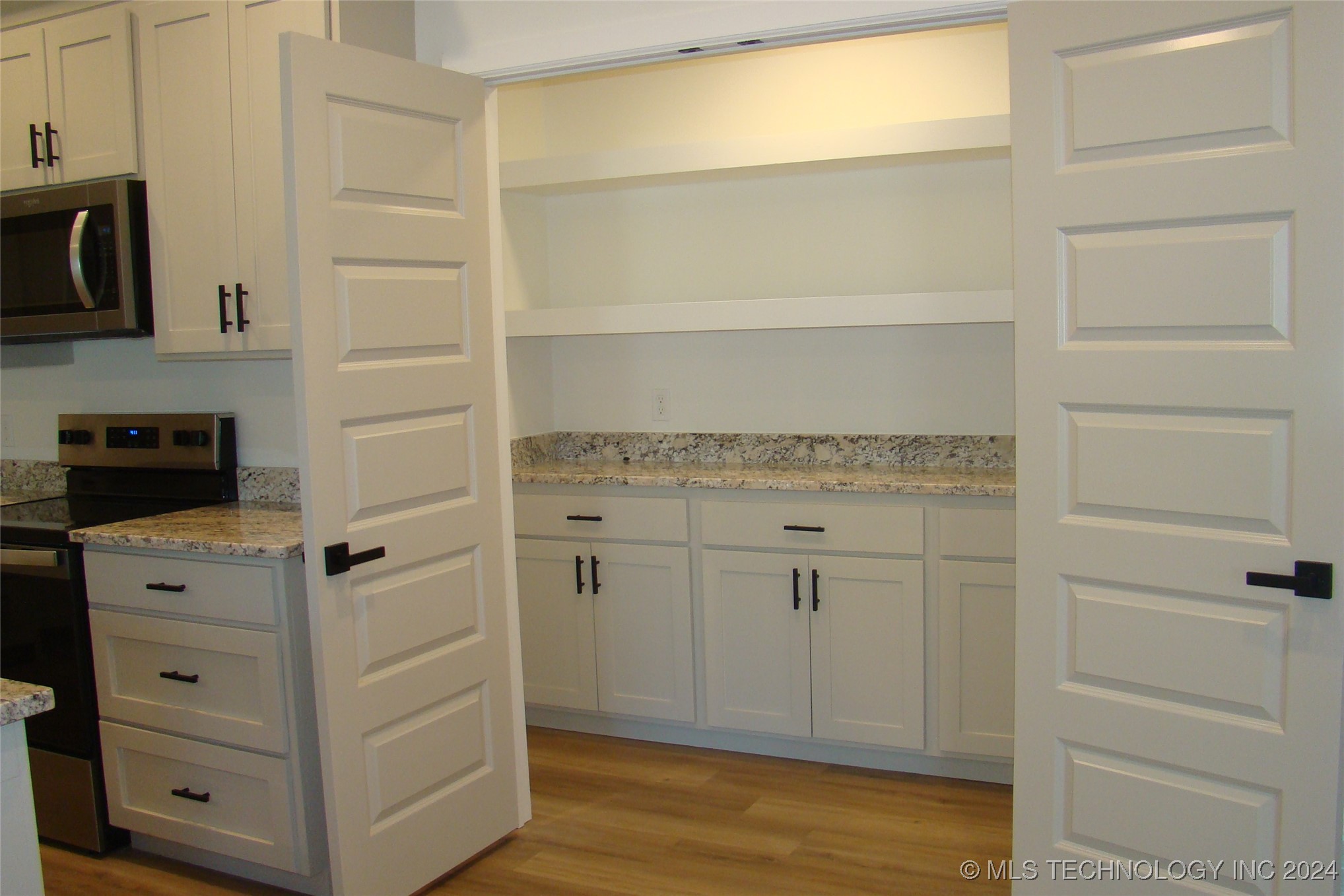 702 Sage Avenue Property Photo 7