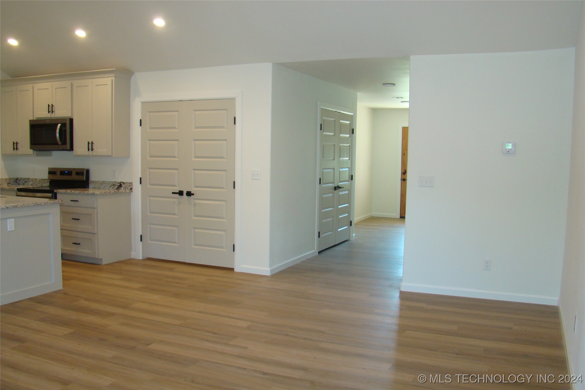 702 Sage Avenue Property Photo 15