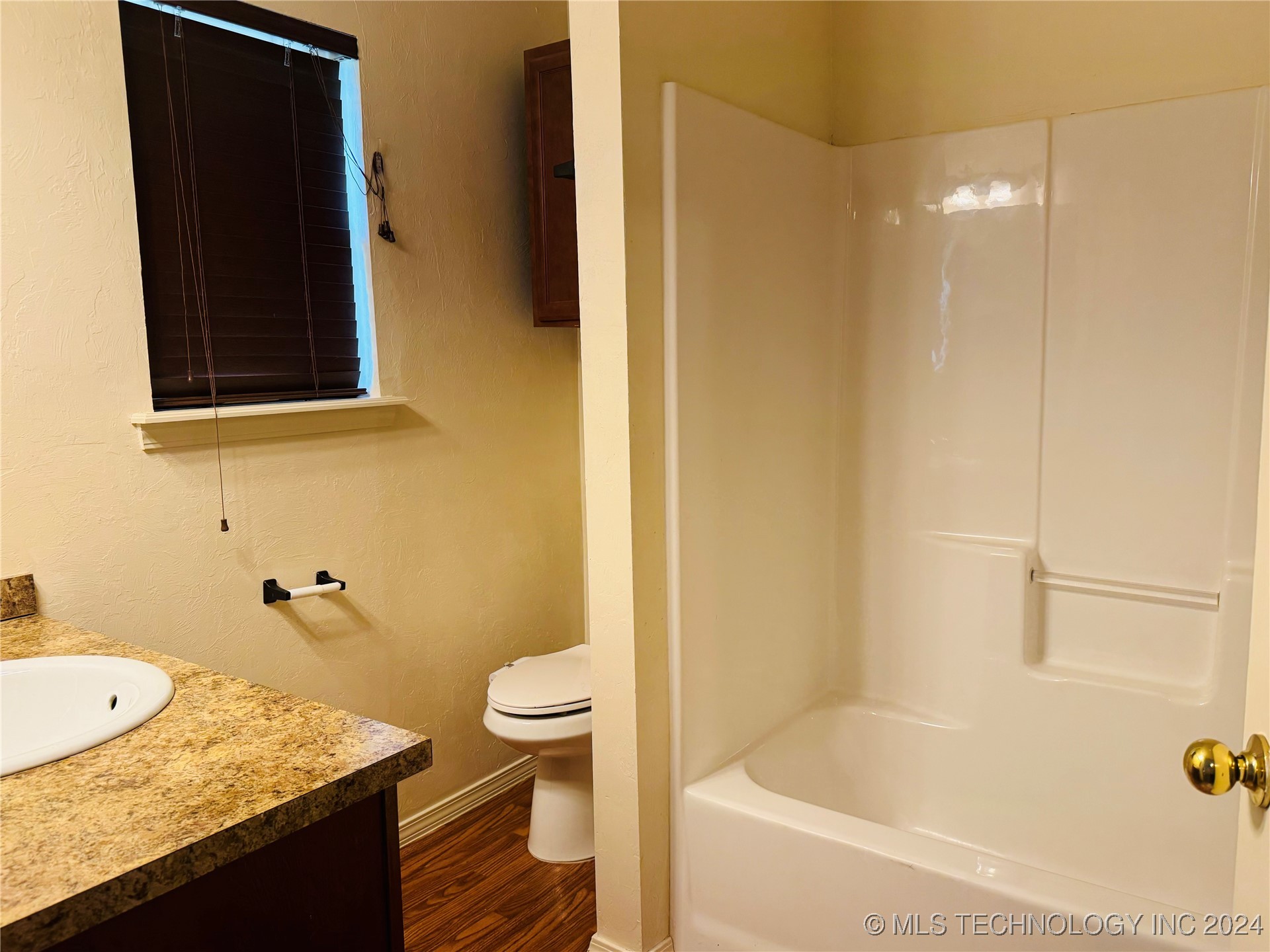 7409 Park Meadow Drive Property Photo 13
