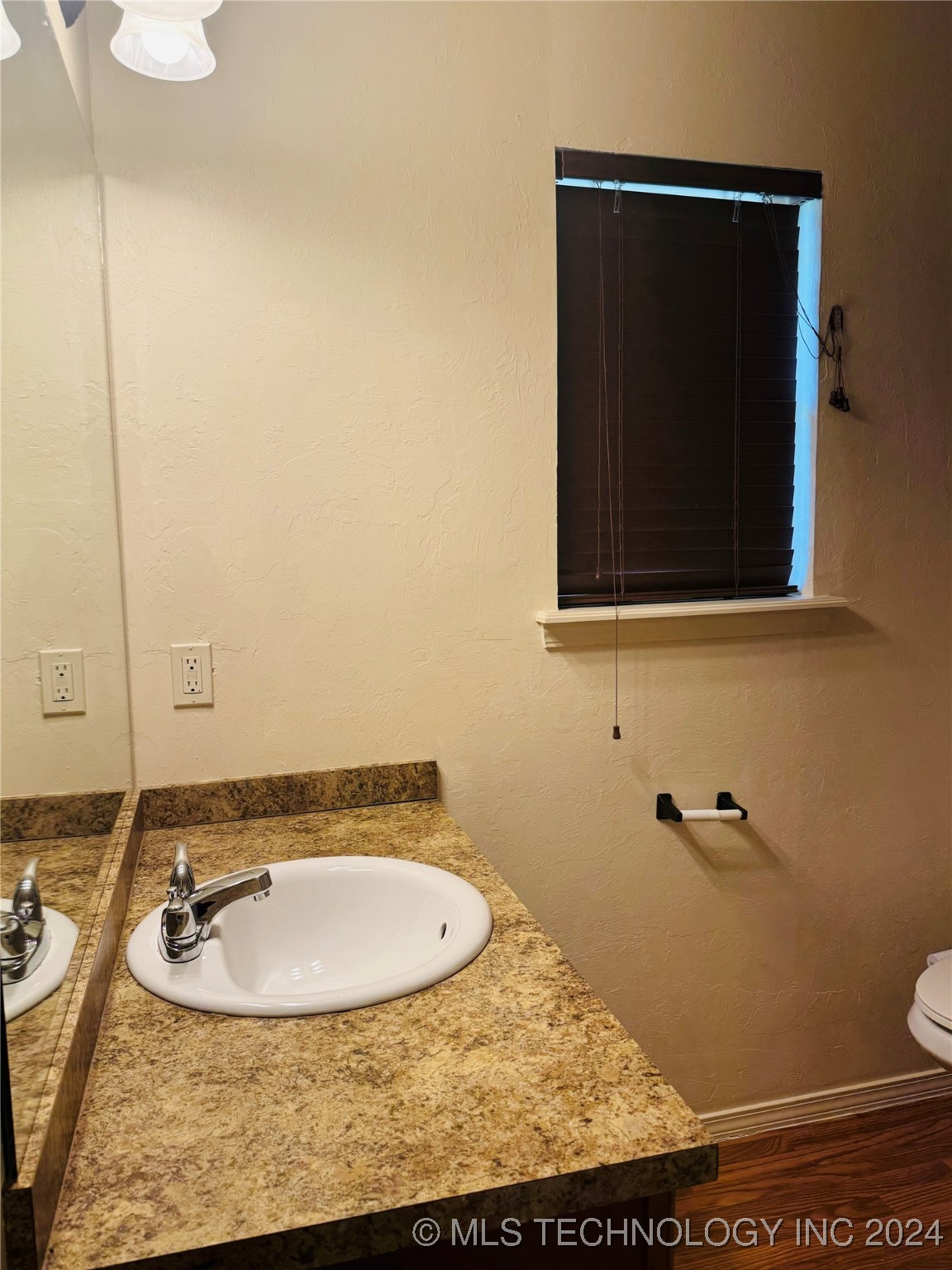 7409 Park Meadow Drive Property Photo 14