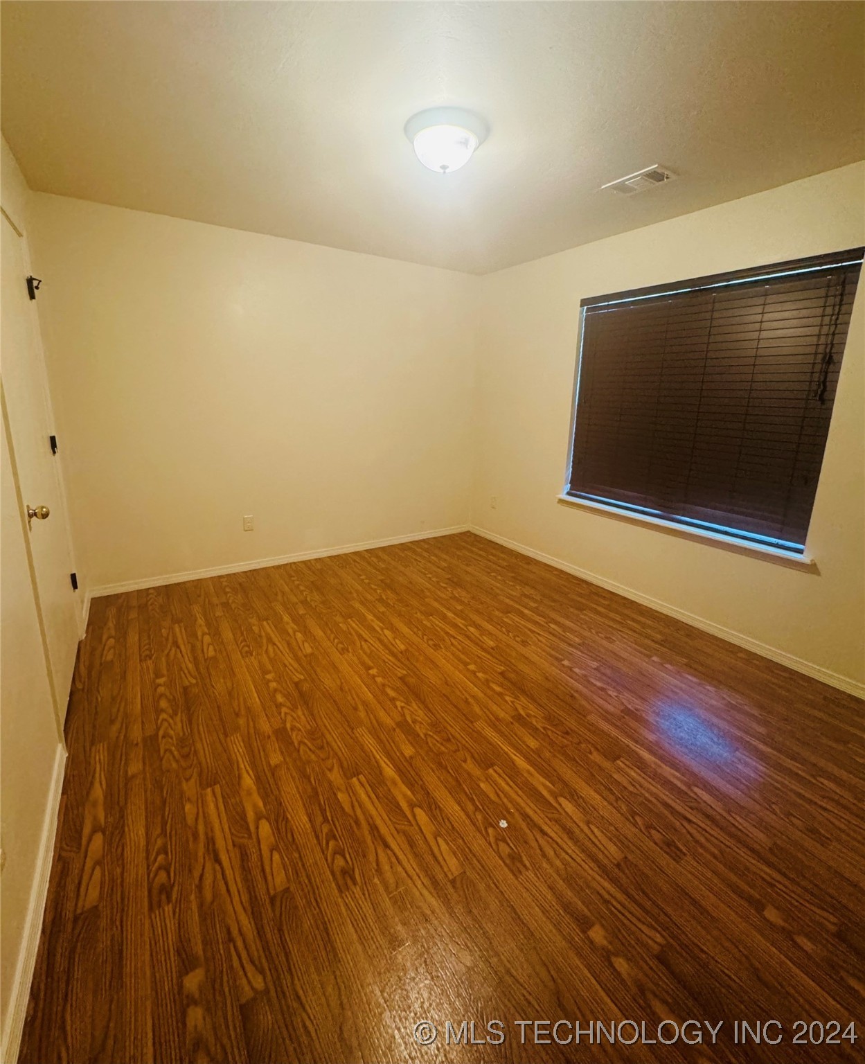 7409 Park Meadow Drive Property Photo 16