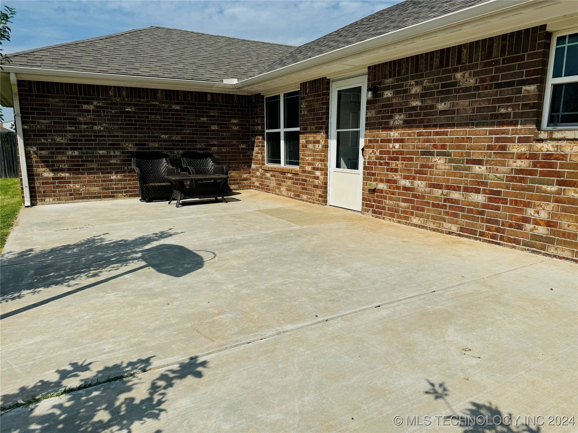 7409 Park Meadow Drive Property Photo 21