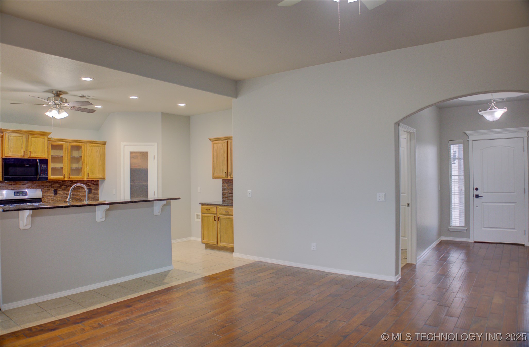 14495 N 66th East Avenue Property Photo 8