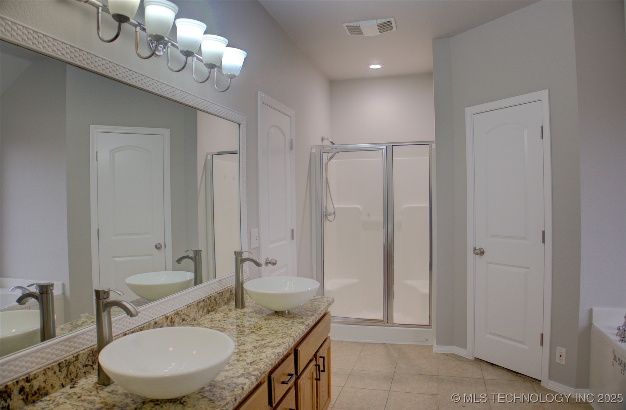 14495 N 66th East Avenue Property Photo 22