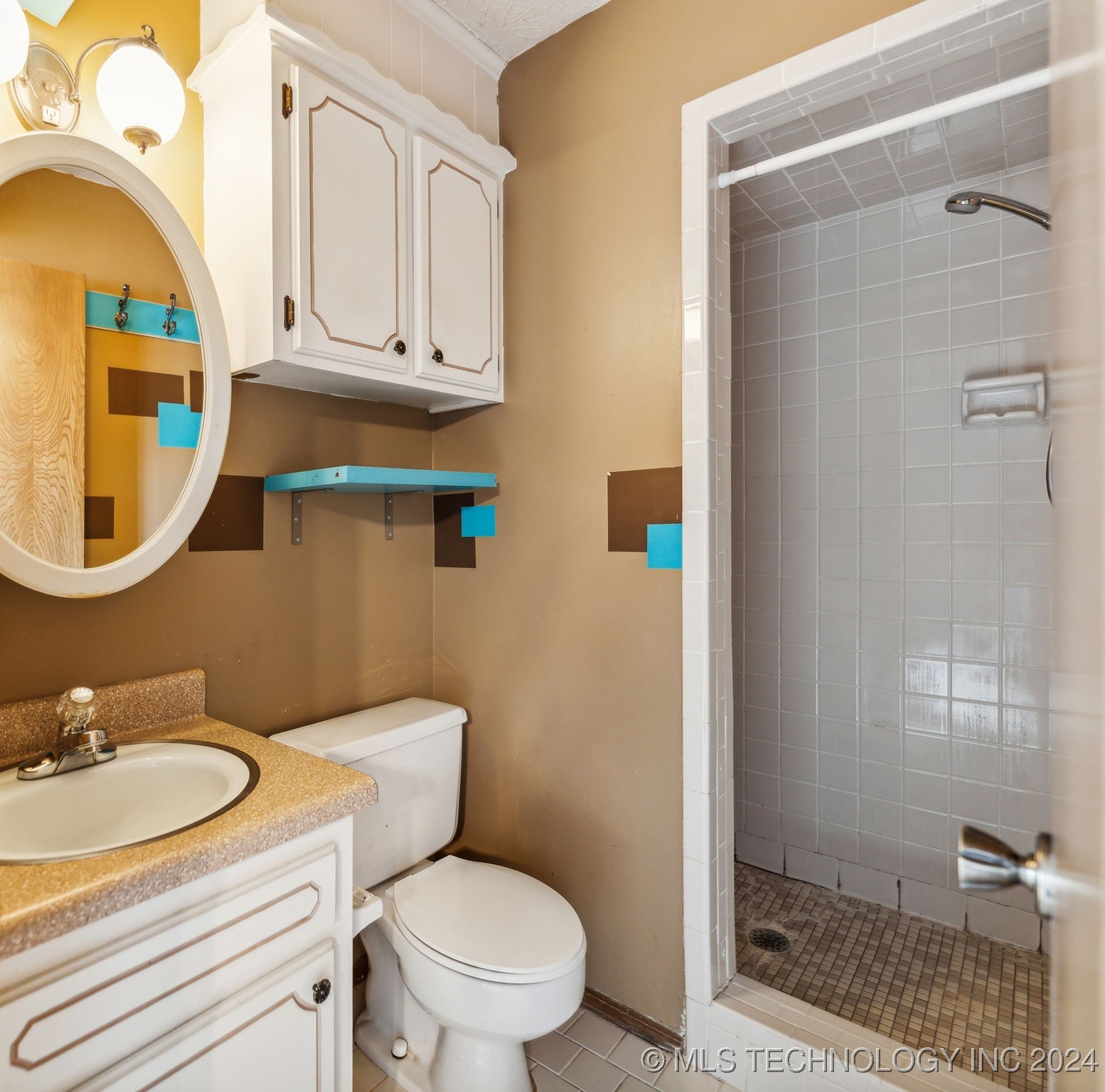 412 Cobblestone Court Property Photo 16