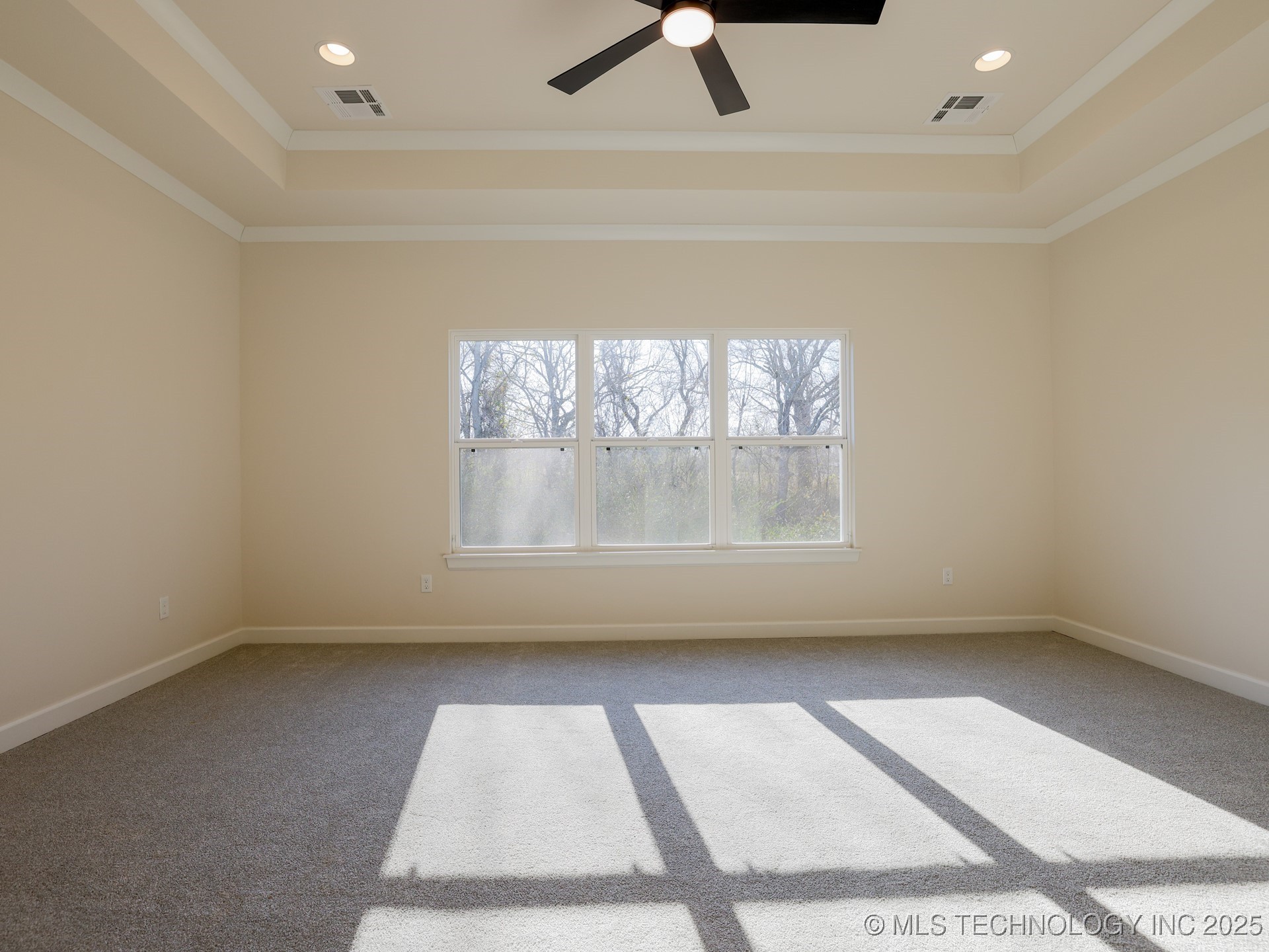 807 E Jacksonville Street Property Photo 12