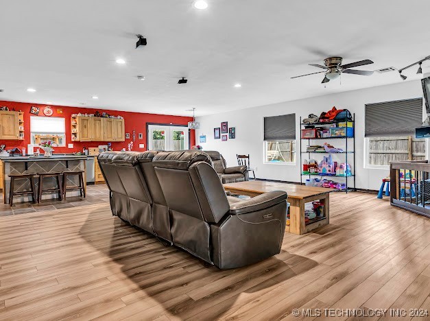1601 Ward Road Property Photo 2