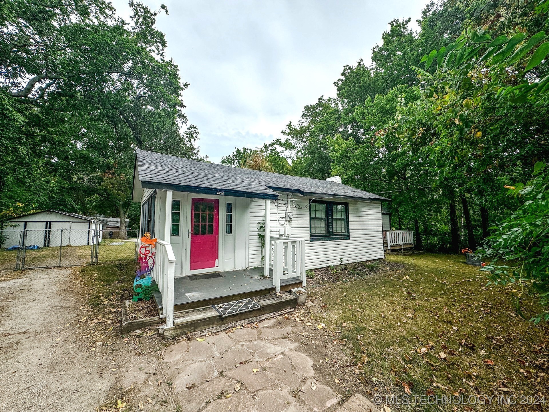 68395 S 320 Road Property Photo 1