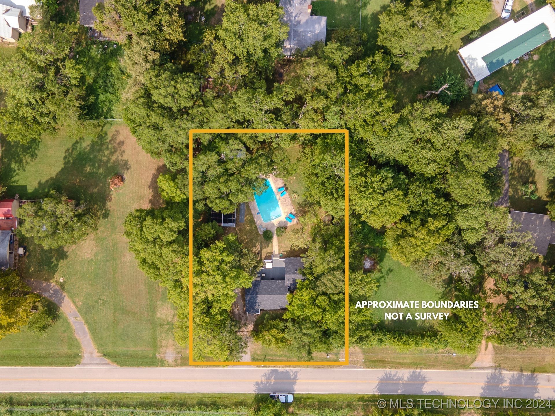 68395 S 320 Road Property Photo 3