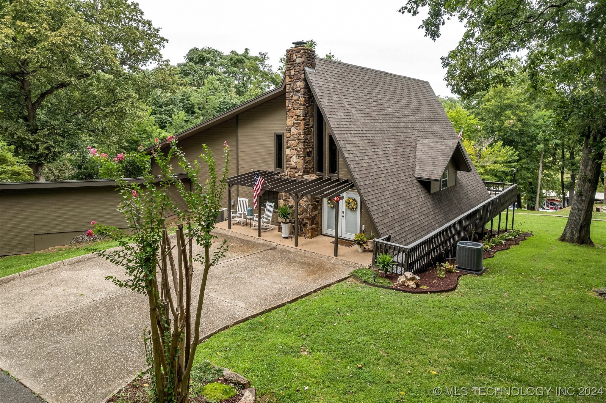 40 Oklahoma Circle Property Photo 1