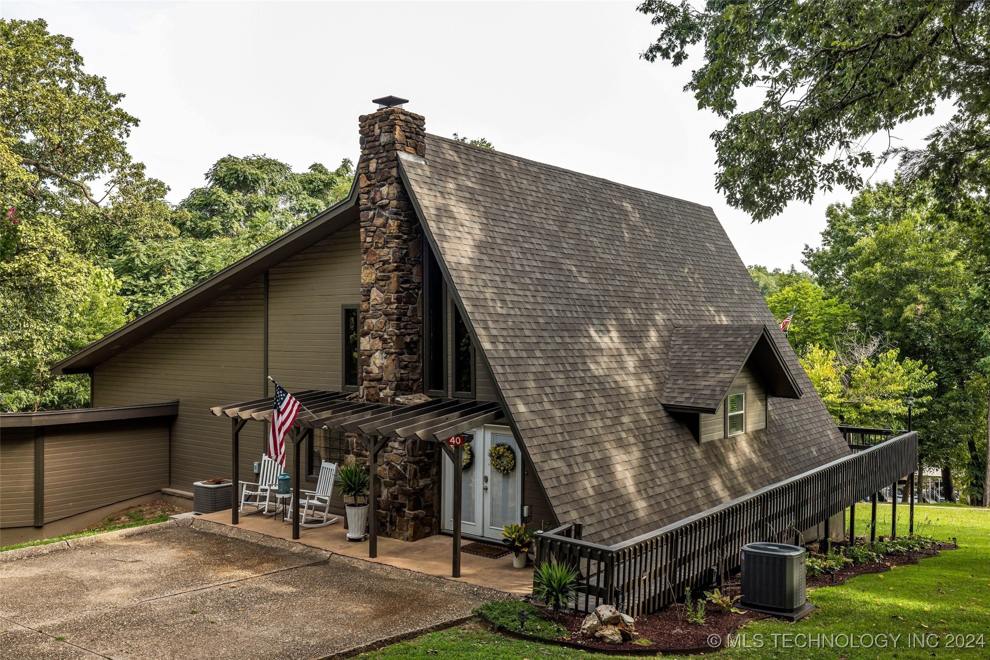 40 Oklahoma Circle Property Photo 6
