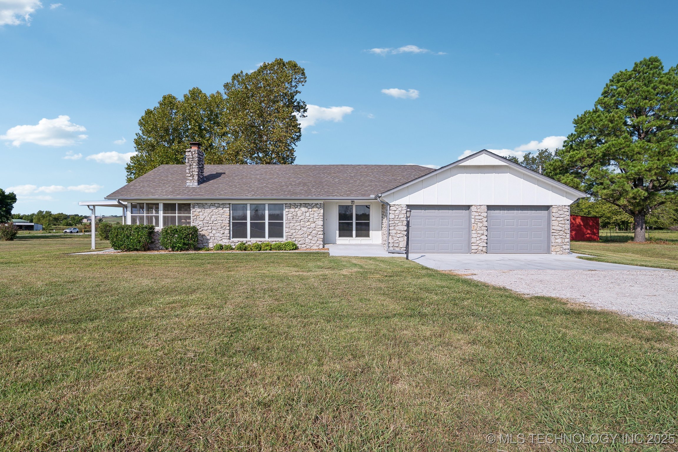 16012 S Elwood Avenue Property Photo 1