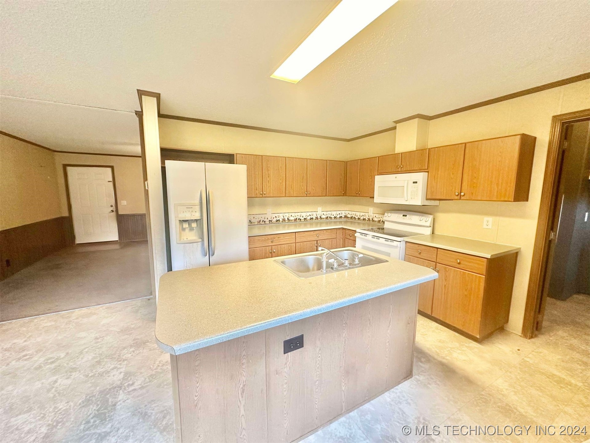 122 Bk 1200 Road Property Photo 9