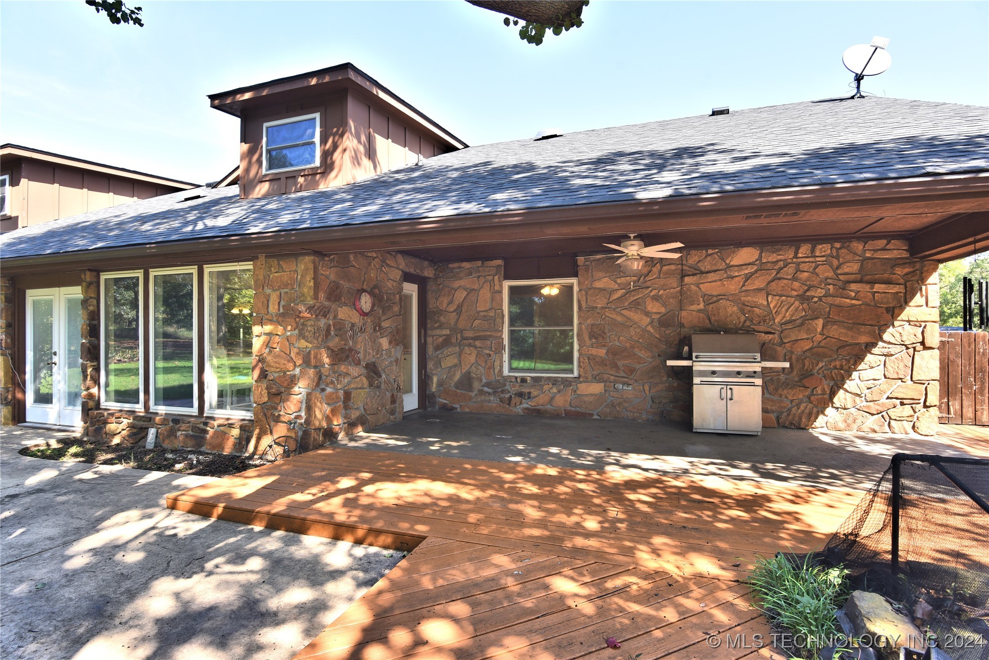 8362 W Valley View Drive Property Photo 14