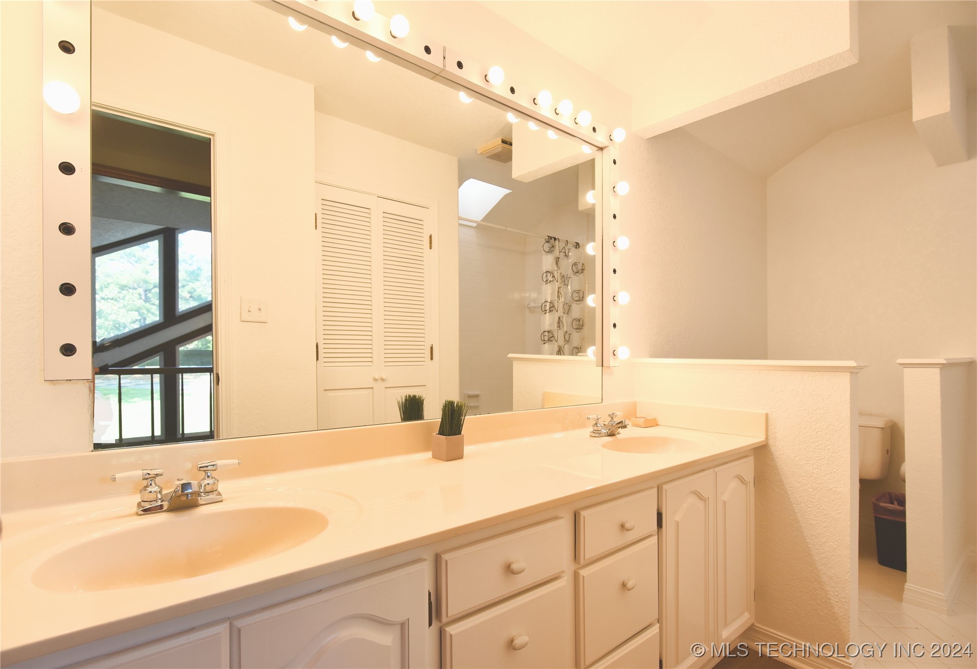 8362 W Valley View Drive Property Photo 28