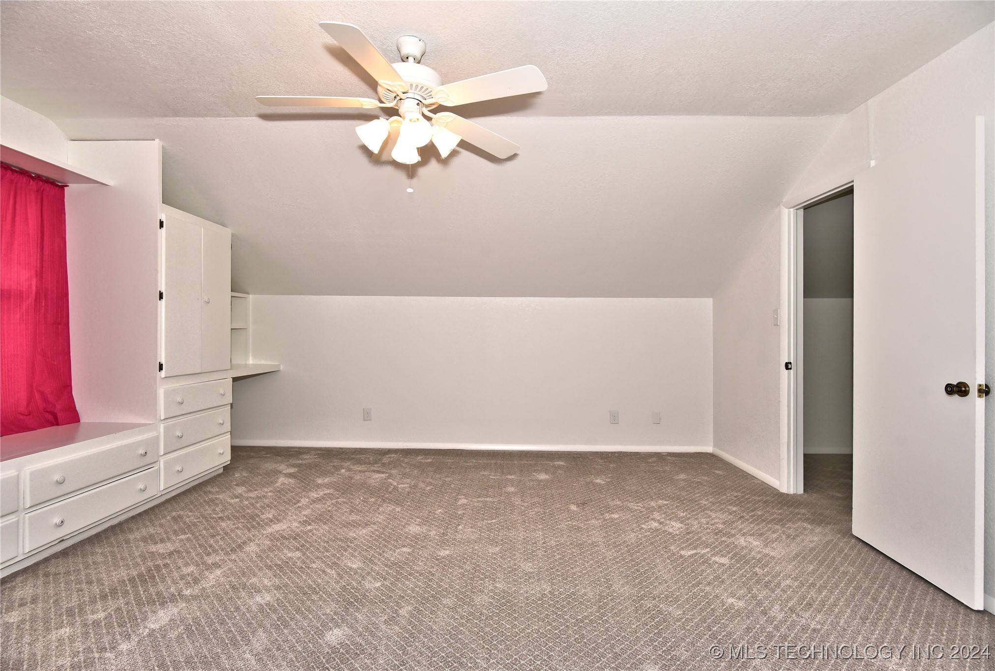 8362 W Valley View Drive Property Photo 32