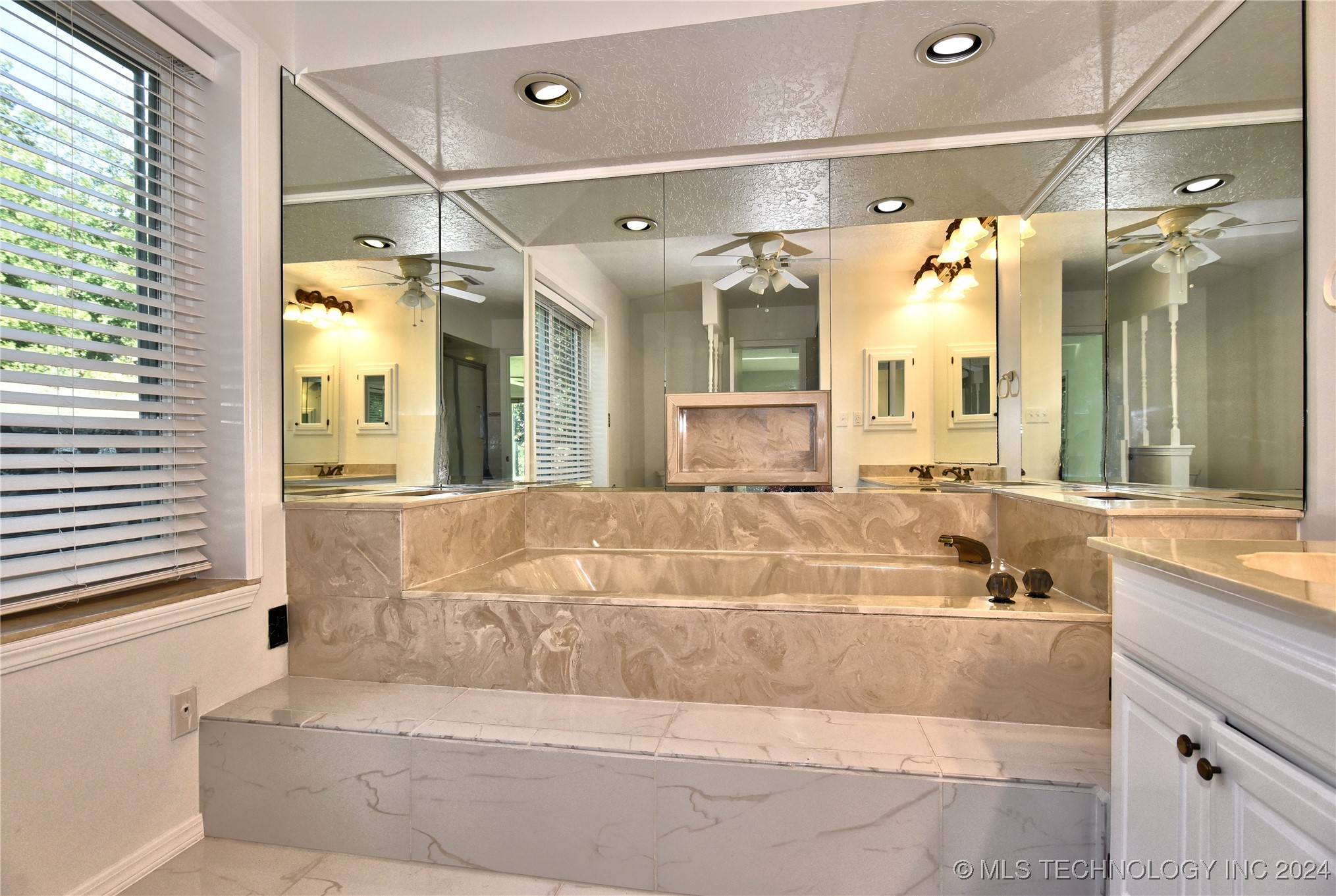 8362 W Valley View Drive Property Photo 37