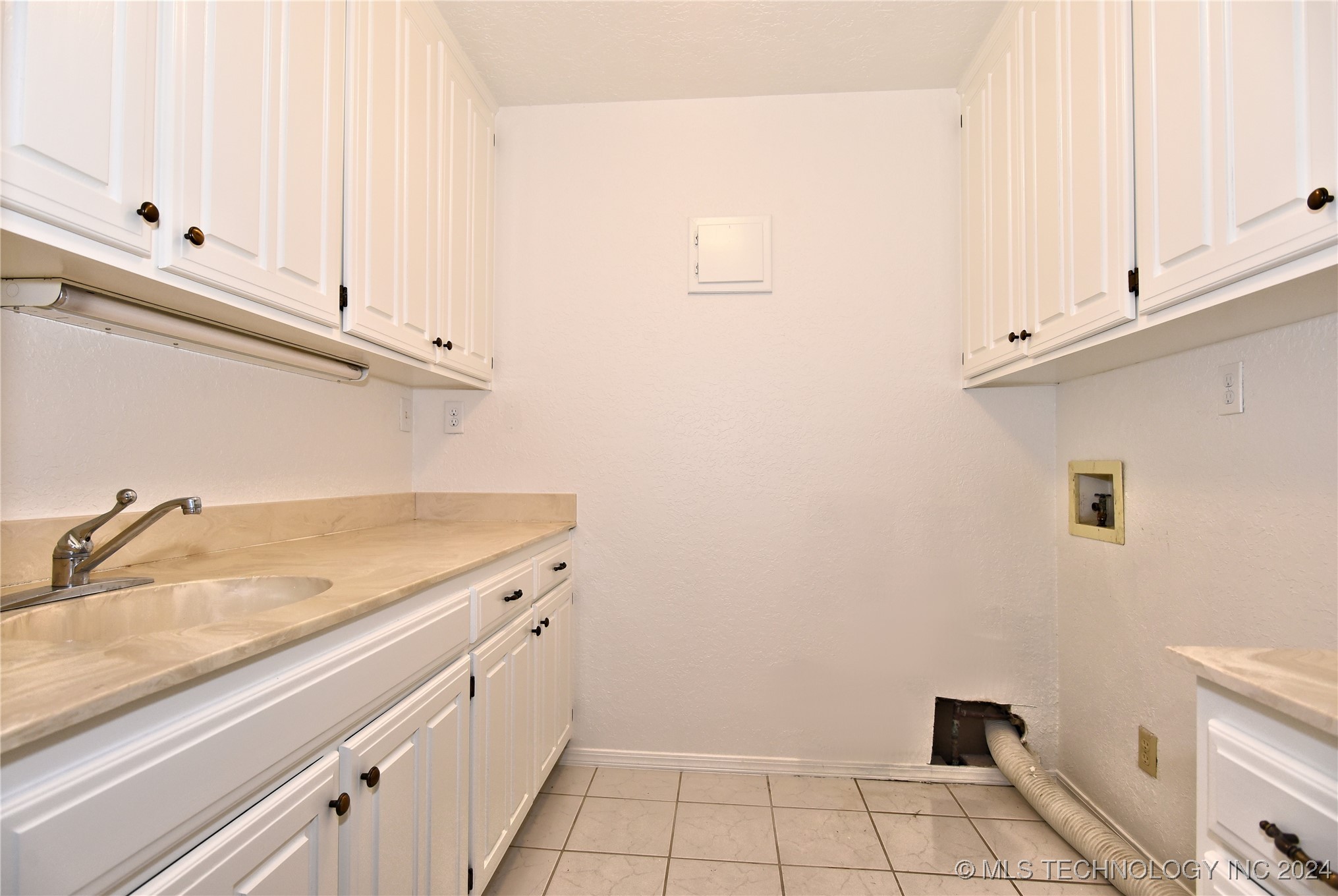 8362 W Valley View Drive Property Photo 42