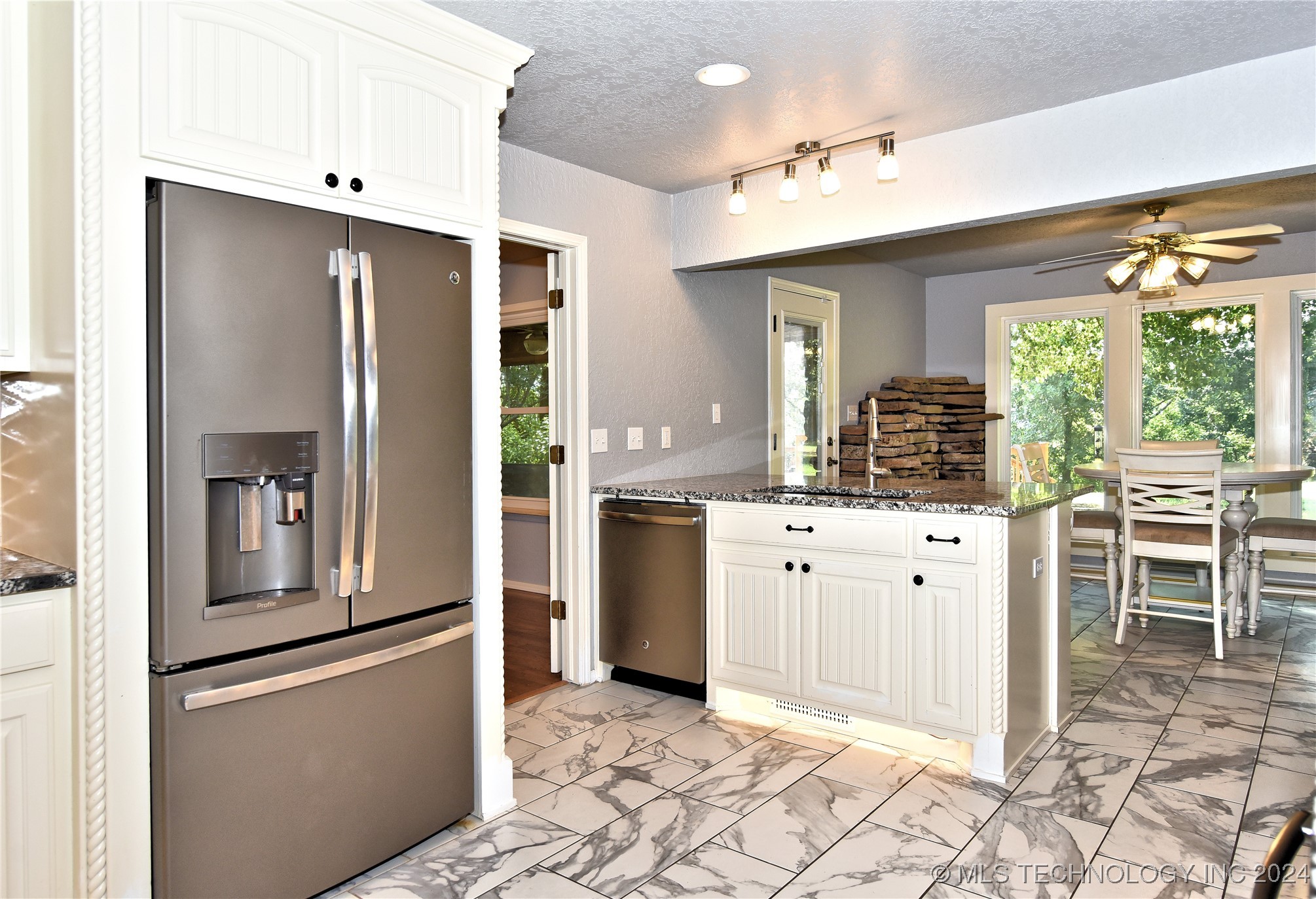 8362 W Valley View Drive Property Photo 51