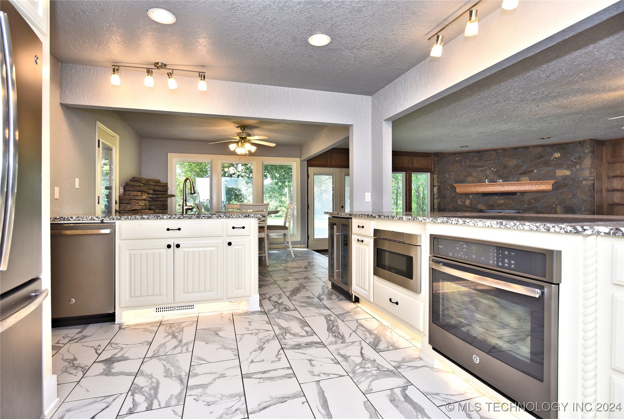 8362 W Valley View Drive Property Photo 52